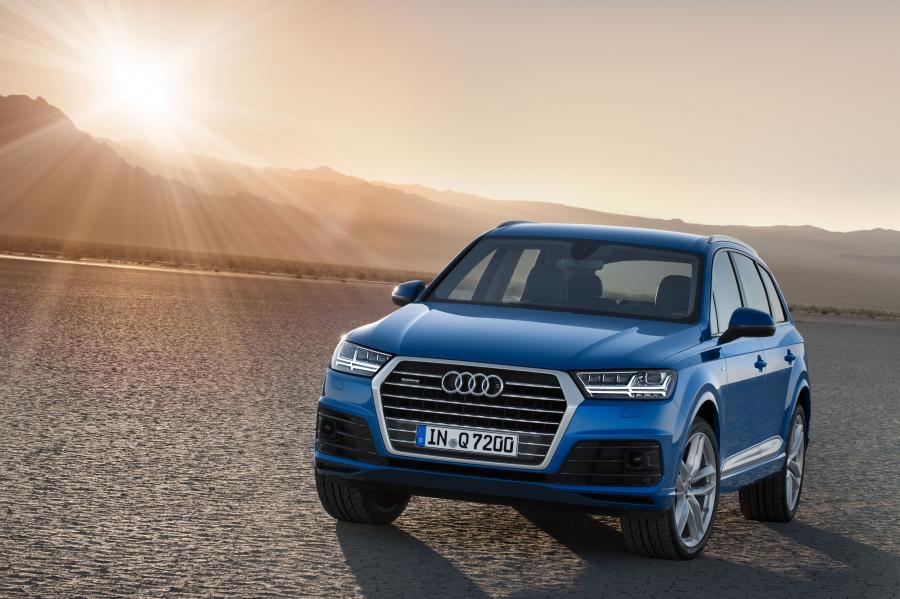  Audi Q7 TFSI Quattro S-Line (4M) 2015 года  (WW) (фото 12 из 35)